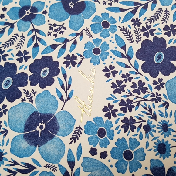 2 pcs Elūm Luxury Card Garden Flowers 5"x7" In. (1 Card with Envelope) - Picture 2 of 12